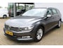 Volkswagen Passat Variant 1.6 TDI Comfortline | Airco | Climate controle | Cruise controle | Bluetooth | Parkeersensoren V+A | Dakdragers | Navigatie | Draadloze telefoonlader | Elektrische ramen V/A | 16 Inch LMV |