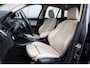 BMW X1 sDrive20i 192 pk Centennial High Executive / NL-Auto/ Dealer.Ond/ Pano-Dak/ Leder/ Sport-Stoele/ Stoel.Verw/ Head-Up/ Led-Verlichting/ Trekhaak