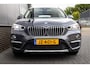 BMW X1 sDrive20i 192 pk Centennial High Executive / NL-Auto/ Dealer.Ond/ Pano-Dak/ Leder/ Sport-Stoele/ Stoel.Verw/ Head-Up/ Led-Verlichting/ Trekhaak