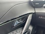 Peugeot e-208 EV GT 50 kWh | SOH 94,69% | Pack Drive Assist Plus | Panoramadak | Keyless | Verwarmde Voerstoelen