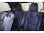 Volvo XC90 T8 Recharge AWD Ultra Black Ed. Exec. HEICO Uitlaatsysteem met klepbediening - Luchtvering - Panorama/schuifdak - IntelliSafe Assist & Surround - 360º Camera - Bowers & Wilkins audio - Adaptieve LED koplampen - Verwarmde voorstoelen, stuur & achterbank - Parkeersensoren voor & achter - Elektr. bedienb. voorstoelen met geheugen - Geventileerde voorstoelen - Head up display - Draadloze tel. lader - Extra getint glas - 22' LMV