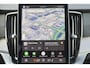 Volvo XC90 T8 Recharge AWD Ultra Black Ed. Exec. HEICO Uitlaatsysteem met klepbediening - Luchtvering - Panorama/schuifdak - IntelliSafe Assist & Surround - 360º Camera - Bowers & Wilkins audio - Adaptieve LED koplampen - Verwarmde voorstoelen, stuur & achterbank - Parkeersensoren voor & achter - Elektr. bedienb. voorstoelen met geheugen - Geventileerde voorstoelen - Head up display - Draadloze tel. lader - Extra getint glas - 22' LMV