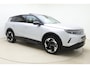 Opel Grandland 1.6 Turbo Plug-in-Hybrid Ultimate | Lederen bekleding | Panoramisch schuif/kantel dak | Stoelverwarming en ventilatie | Achterbankverwarming | Elektrische achterklep | Keyless