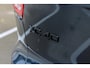 Volvo XC40 B4 Plus Black Edition | Verwarmbare voorstoelen | Verwarmbaar stuurwiel | Premium audio by Harman Kardon | Panoramadak | Rondom zichtcamera | Verwarmbare voorruit | 20 inch Lichtmetalen velgen | Alarmklasse 3