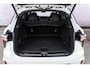 Lynk & Co 01 1.5 More | PHEV | Panoramadak | Elektrische Achterklep | Infinity Audio | 360 Graden Camera | Apple Carplay | Android Auto | Elektrisch Verstelbare Bestuurdersstoel | Stoelverwarming | LED Koplampen Adaptief | Trekhaak |