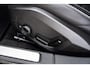 Volvo V60 2.0 T8 Plug-in hybrid AWD Plus Dark | PHEV Long Range | 360 Graden Camera | Panoramadak | Head-up Display | Harman Kardon Audio | Keyless Entry | Elektrische Achterklep | Elektrisch Verstelbare Voorstoelen | Navigatie | Apple Carplay | Android Auto