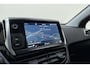 Peugeot 2008 1.2 PureTech Allure | Apple carplay/Android auto | Navigatie | Achteruitrijcamera | 110PK | Cruise control | Climate control | Trekhaak
