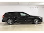 Volvo V60 T8 455PK Automaat Plug-in hybrid AWD Plus Dark / 360 Camera / Harman Kardon / Head-up display / Panorama schuifdak / Stoel- en stuurverwarming / Trekhaak / Elektrische stoelen met geheugen