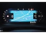 Volvo V60 T8 455PK Automaat Plug-in hybrid AWD Plus Dark / 360 Camera / Harman Kardon / Head-up display / Panorama schuifdak / Stoel- en stuurverwarming / Trekhaak / Elektrische stoelen met geheugen