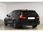 Volvo V60 T8 455PK Automaat Plug-in hybrid AWD Plus Dark / 360 Camera / Harman Kardon / Head-up display / Panorama schuifdak / Stoel- en stuurverwarming / Trekhaak / Elektrische stoelen met geheugen