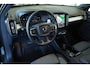 Volvo XC40 B4 Plus Dark | Trekhaak Semi-elektrisch | Adaptieve Cruise Control | Pilot Assist | Google Infotainment | Verwarmbare voorstoelen | Verwarmbaar stuurwiel | Blind Spot Information System | Verwarmbare voorruit | Parkeercamera | Parkeersensoren voor + achter |