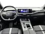 Opel Grandland SUV Hybrid Edition 145PK Automaat | Navigatie via Apple Carplay/Android Auto | Achteruitrijcamera | Verwarmde Comfortstoelen | Trekhaak | LED Koplampen | Elektrische Achterklep met Sensor | 19" Lichtmetalen Velgen | Apple Carplay/Android Auto |