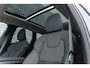 Volvo XC60 2.0 T6 Plug-in hybrid AWD Ultra Dark | Schuif-/Kanteldak | Luchtvering | 360 Camera | Harman Kardon Audio  | Elektrische Bedienbare Stoelen | Stoel-/Stuurverwarming | Trekhaak | Elektrische Achterklep | Parkeersensoren | BLIS
