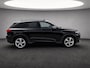 Audi Q5 2.0TFSIe-hybrid 220kW/299PK quattro S Line · Panoramadak · Trekhaak · 360°Camera + Parkeersensoren · Leder · Garantie t/m 17-05-2030 of 120000km.