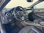 Mercedes-Benz GLA 200 Edition Trekhaak All-Season Banden Panorama dak Automaat Cruise Clima Led verlichting