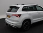 Skoda Karoq 1.5 TSi 150 Pk Automaat Sportline Business | Trekhaak | Stoel/Stuurverwarming | Panorama dak | Matrix LED | Camera | CarPlay | Parkeersensoren | 18 Inch | 50.137 Km !!