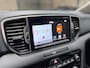 Kia Sportage Design Edition NL AUTO NAP NAVI/CAMERA CRUISE ECC ELEK. LEDER STOELEN / BANK +VERW. PDC V+A LMV!!