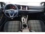 Volkswagen Golf 1.4 eHybrid GTE SOH 88,53% | 245PK / 180kW DSG, Blackstyle pakket, 18" 'Bergamo' LMV, achteruitrijcamera (Rear View), keyless, dodehoekdetectie (Side Assist), parkeerassistent (Park Assist), navigatie, LED mistlampen, verwarmbare voorstoelen, verwarmbaar multifunctioneel lederen stuurwiel, adaptieve cruise control (ACC) met Travel Assist, elektrisch verstel-, verwarm- en inklapbare buitenspiegels, Apple Carplay & Android Auto, 3-zone climatronic, parkeersensoren voor en achter (PDC), DAB+, navigatie