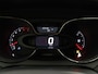 Renault Captur 0.9 TCe Intens | Dealer onderhouden | Trekhaak | Achteruitrijcamera | Parkeersensoren rondom | Navigatie | Dodehoekwaarschuwing |