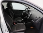 Renault Captur 0.9 TCe Intens | Dealer onderhouden | Trekhaak | Achteruitrijcamera | Parkeersensoren rondom | Navigatie | Dodehoekwaarschuwing |