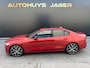 Volvo S60 2.0 T5 Intro Edition R-design Pano hud trekhaak Leer Carplay 360 B&W