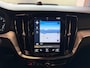 Volvo S60 2.0 T5 Intro Edition R-design Pano hud trekhaak Leer Carplay 360 B&W