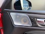 Volvo S60 2.0 T5 Intro Edition R-design Pano hud trekhaak Leer Carplay 360 B&W