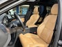 Volvo XC60 2.0 T8 Plug-in hybrid AWD Ultimate Dark / Automaat / NL-Auto / 455PK ! / Dealer-Onderhouden / Stoelen met Massagefunctie / Stoel- en Stuurverwarming / Open-Panodak / Adaptieve Cruise-Control + Pilot-Assist / Stoelverkoeling / Head-Up Display / Apple-Carlay & Android-Auto / 360°-Camera / Bowers & Wilkins Audio / Dodehoek-Detectie / Elektr.- Stoelen met Geheugen / Elektr.-Achterklep / Draadloze-Telefoonlader / Keyless / Full-LED / DAB Radio-Bluetooth / Navi / 21'' LMV / ENZ.