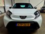 Toyota Aygo X 1.0 VVT-i 72PK S-CVT Play + Keyless|Stoelverw.|LED|Camera|Climate|Adaptive Cruise|Apple|Android