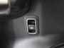Mercedes-Benz B-klasse 200 Luxury Line | Panoramadak | Stoelverwarming | Widescreen | Dodehoekassistent |