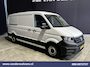 Volkswagen Crafter 2.0 TDI 141pk L3H2 L2H1 Euro6 Airco | Camera | Apple Carplay | Android Auto Parkeersensoren, Bijrijdersbank, 3000kg trekvermogen