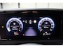 Volkswagen Tiguan 1.5 eTSI Automaat Navigatie | Trekhaak | Stoelverwarming | Lichtmetalen velgen