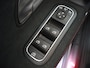 Mercedes-Benz A-klasse 180 Business Solution AMG | Night | Getint glas | Stoelverwarming | Widescreen | Sfeerverlichting |