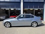 BMW 3-Serie 320i Business Line NL AUTO. IN NIEUW STAAT.