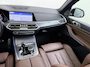 BMW X5 xDrive45e High Executive BOMVOL! | PANO | HARMAN KARDON | LASER LED | ELEK. ACHTER KLEP | ELEK. TREKHAAK | STOELVERWARMING | ELEK. MEM. SEAT | ACHTERUITRIJCAMERA | 22'' VELGEN | RIJKLAAR PRIJS + 12 MND BOVAG GARANTIE |
