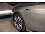 BMW 7-Serie M760e xDrive|571 pk|Skylounge|BMW Iconic Glow kristalkoplampen |Carbon & Kristal int.|Theatre Scr.|Automatic doors