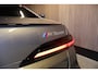 BMW 7-Serie M760e xDrive|571 pk|Skylounge|BMW Iconic Glow kristalkoplampen |Carbon & Kristal int.|Theatre Scr.|Automatic doors
