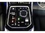 BMW 7-Serie M760e xDrive|571 pk|Skylounge|BMW Iconic Glow kristalkoplampen |Carbon & Kristal int.|Theatre Scr.|Automatic doors