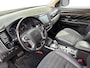 Mitsubishi Outlander 2.4 PHEV Intense Apple Carplay/Android Auto , electronic climate controle , leder , stoelverwarming , lm velgen , cruise , trekhaak .