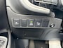 Mitsubishi Outlander 2.4 PHEV Intense Apple Carplay/Android Auto , electronic climate controle , leder , stoelverwarming , lm velgen , cruise , trekhaak .