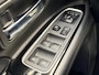 Mitsubishi Outlander 2.4 PHEV Intense Apple Carplay/Android Auto , electronic climate controle , leder , stoelverwarming , lm velgen , cruise , trekhaak .