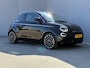 Fiat 500 La Prima 42 kWh / SOH 94% / Apple Carplay/Android Auto / Achteruitrijcamera / Adaptieve Cruise Control / Lichtmetalen Velgen 17" / Navigatie / 3-fase / Snelladen /