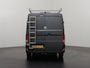 Volkswagen Crafter 2.0TDI 140PK L3H2 Exclusive Edition Imperiaal | Trekhaak | Led | Navigatie | Camera | 3-Zits | Airco | Cruise