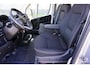 Peugeot Boxer 2.2 BlueHDi 140 L3H2 3.5t Zwaar in Topstaat |Trekhaak |FULL-LED |Groot scherm |Camera |Cruise |Navi |Carplay |Android auto |EURO6 |1e eigenaar |3500 KG |Metallic
