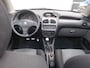 Peugeot 206 CC 1.6-16V ( GEEN APK / ZO MEE! )
