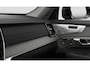 Volvo XC90 T8 406PK Automaat AWD Ultra Bright Executive Bowers & Wilkins / Luchtvering / Stoelventilatie / Head Up Display / 360 Camera / Massagestoelen / Elektrisch bedienbare stoelen met geheugen / Nappaleder /