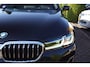 BMW 5-Serie 530e Business Edition Plus Autom Schuifdak Luxe Leder Adaptieve Cruise Softclose Head-Up Navi Camera Clima ENZ NL Auto