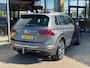 Volkswagen Tiguan 1.5 TSI Highline Business R - schuif/kanteldak - leer - elec. stoel