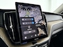 Volvo XC60 T6 Plug-in hybrid AWD Ultra Dark | Panoramadak | 360° camera | Harman Kardon | Head-up display | Stoel- en stuurverwarming