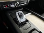 Volvo XC60 T6 Plug-in hybrid AWD Ultra Dark | Panoramadak | 360° camera | Harman Kardon | Head-up display | Stoel- en stuurverwarming